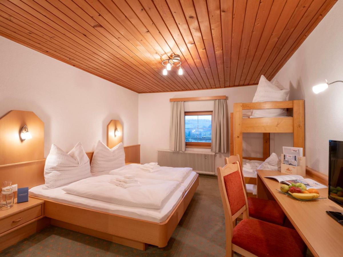 Gasthof Mamooserhof ฮอพฟ์การ์เทน อิม บริกเซนทัล ภายนอก รูปภาพ